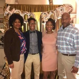 Meet your Posher, Zach